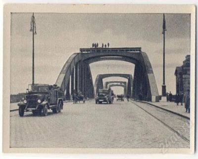Лот: 62633. Фото: 1. Германия. 3-й Рейх. Конец 30-х... Наклейки, карточки, вкладыши