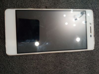Лот: 13903832. Фото: 1. Смартфон micromax q421. Смартфоны