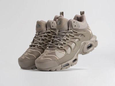 Лот: 25766811. Фото: 1. Зимние Кроссовки Nike Air Max... Кеды, кроссовки, слипоны