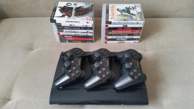 Лот: 7932617. Фото: 1. PS3 Super Slim 500Gb + 3 геймпада... Консоли