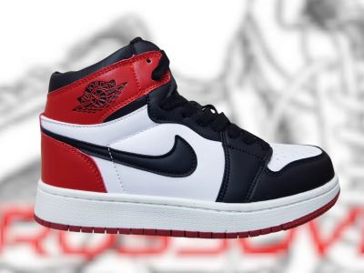 Лот: 18801531. Фото: 1. Кроссовки NIKE Air Jordan 01. Кеды, кроссовки, слипоны