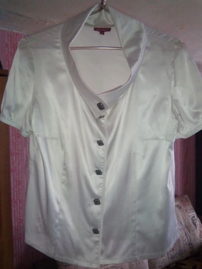 Лот: 7551403. Фото: 1. блуза 50 размер. Блузы, рубашки