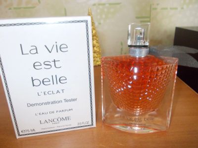 Лот: 12873402. Фото: 1. La Vie est Belle L'Eclat Eau de... Женская парфюмерия
