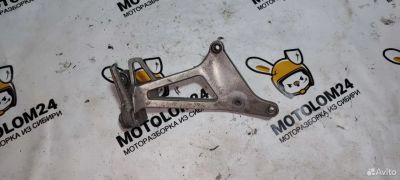 Лот: 23319045. Фото: 1. Правый кронштейн пассажира Honda... Запчасти
