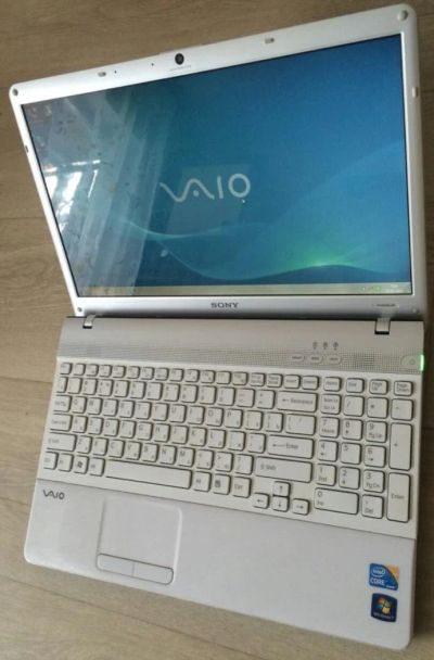 Лот: 5478678. Фото: 1. отличный Ноутбук Sony Vaio VPC-EB3C4R... Ноутбуки