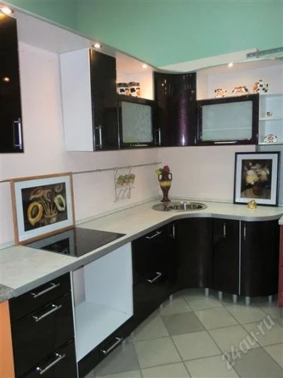 Лот: 2086247. Фото: 1. Продам угловую кухню 2400-1400мм... Другое (кухонная мебель)