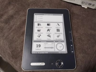 Лот: 17004827. Фото: 1. Электронная книга PocketBook 602. Электронные книги