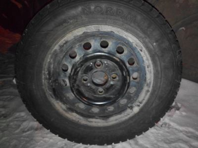 Лот: 6968720. Фото: 1. 2 колеса + 2 колпака хонда + 8... Шины на дисках