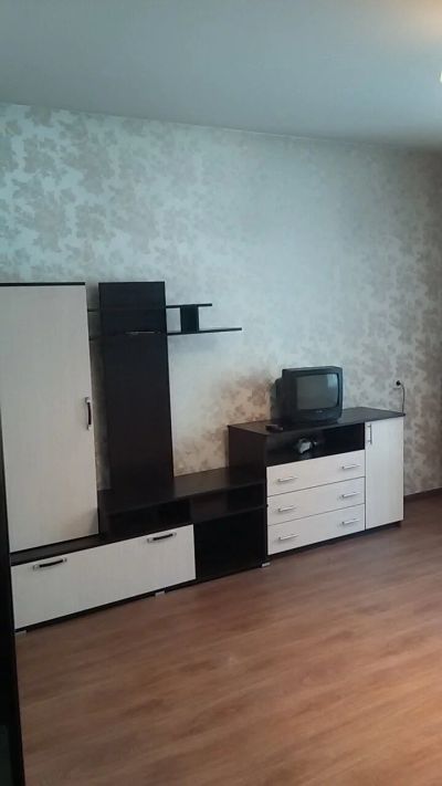 Лот: 10053642. Фото: 1. сдам 2х комнатную квартиру. Квартиры, студии