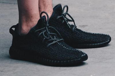 Лот: 7536850. Фото: 1. Кроссовки adidas yeezy boost 350. Кеды, кроссовки, слипоны