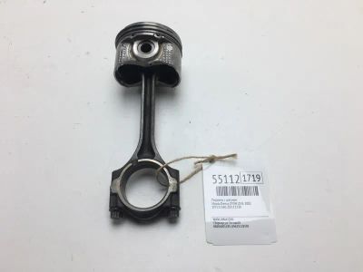 Лот: 20397340. Фото: 1. Поршень с шатуном Mazda Demio... Двигатель и элементы двигателя