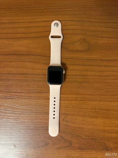 Лот: 18216313. Фото: 1. Apple Watch SE 40 мм. Смарт-часы, фитнес-браслеты, аксессуары