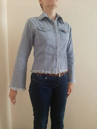 Лот: 19323479. Фото: 1. Рубашка джинсовая голубая 46 размер. Блузы, рубашки