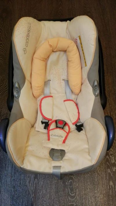 Лот: 10128377. Фото: 1. Автолюлька Maxi-Cosi. Детские автокресла