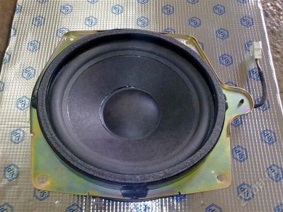 Лот: 375570. Фото: 1. Штатный Сабвуфер JBL 10"(25см). Сабвуферы
