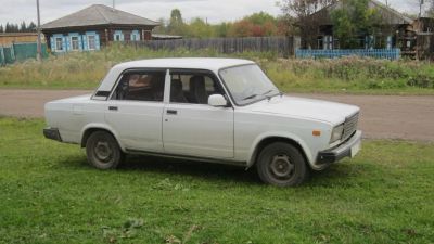 Лот: 3187021. Фото: 1. ВАЗ-21070 2006г.в. чуток подбитая... Автомобили