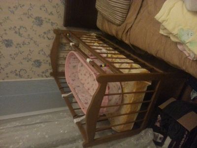 Лот: 13266650. Фото: 1. Кровать с матрацем для новрожденного. Детские кровати и кроватки