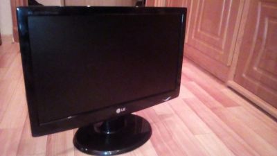 Лот: 8609330. Фото: 1. Монитор LG Flatron w1943se черный... ЖК-мониторы