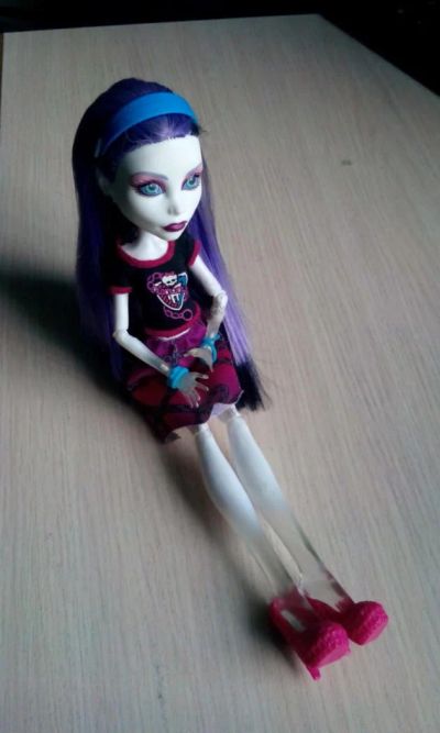 Лот: 7819414. Фото: 1. Кукла Monster High Спектра. Куклы и аксессуары