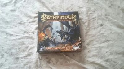 Лот: 9701572. Фото: 1. Pathfinder Настольная игра, Стартовый... Настольные игры, карты