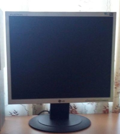 Лот: 4299945. Фото: 1. Монитор LG L1750U. ЖК-мониторы