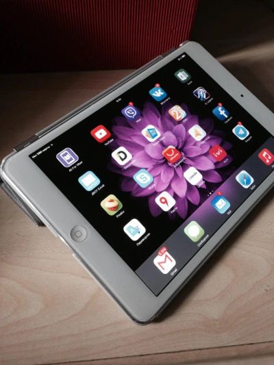 Лот: 5462414. Фото: 1. iPad mini 32 гб 3G cellular белый. Планшеты