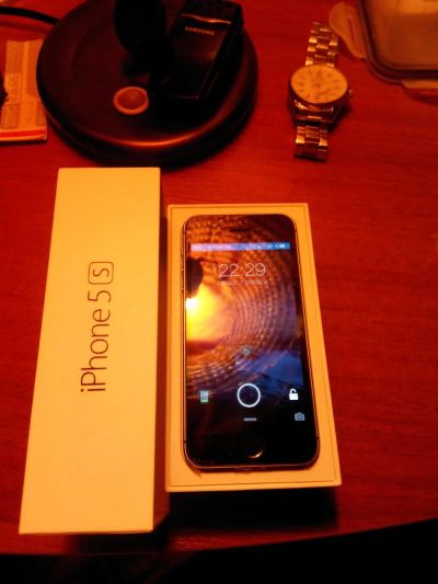 Лот: 4571886. Фото: 1. iPhone 5s 64gb РСТ. Смартфоны