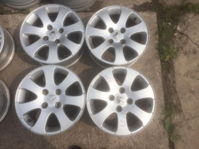 Лот: 14277869. Фото: 1. Литье Peugeot (оригинальное) R15... Диски