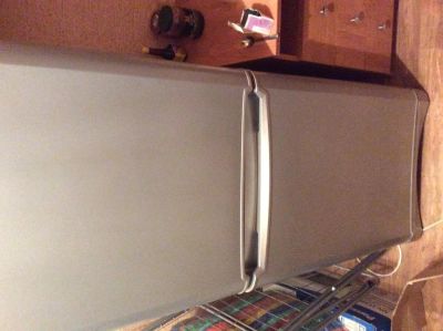 Лот: 4619849. Фото: 1. Холодильник Indesit. Холодильники, морозильные камеры