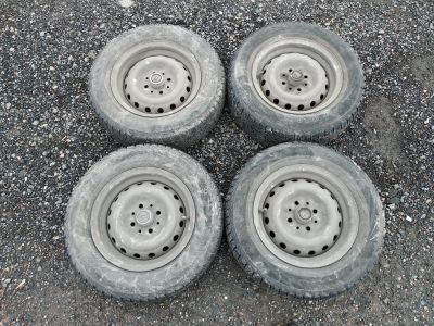 Лот: 14921238. Фото: 1. Зимние колеса R13 175/70 комплект... Шины