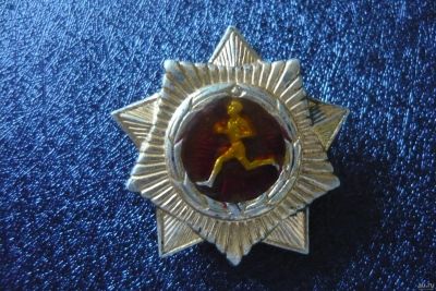 Лот: 14696264. Фото: 1. значок воин - спортсмен. Другое (значки, медали, жетоны)