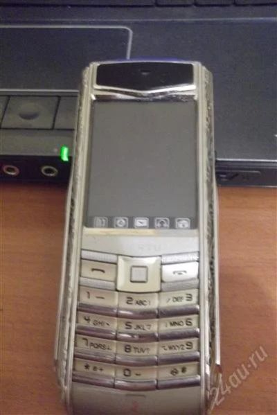 Лот: 395221. Фото: 1. VERTU. Кнопочные мобильные телефоны