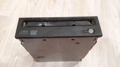 Лот: 16260900. Фото: 1. DVD привод IDE. Приводы CD, DVD, BR, FDD