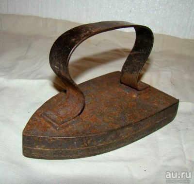 Лот: 11192643. Фото: 1. Утюг старинный (C462). Предметы интерьера и быта