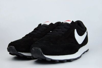 Лот: 16946908. Фото: 1. Кроссовки Nike Intenational Suede... Кеды, кроссовки, слипоны