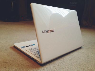 Лот: 3657935. Фото: 1. ноутбук Samsung NP450R5E-X04RU. Ноутбуки