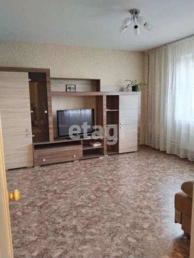 Лот: 20509969. Фото: 1. Продам 2-комн. кв. 62.4 кв.м... Квартиры, студии