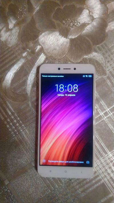 Лот: 25281886. Фото: 1. Redmi 4x. Смартфоны