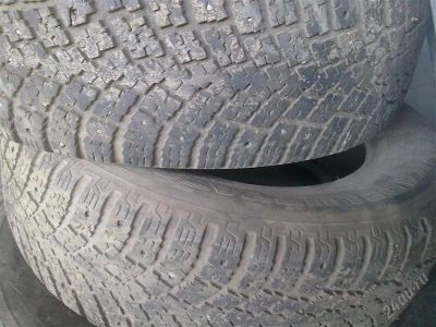 Лот: 931859. Фото: 1. продам две шипованные шины nokian... Шины