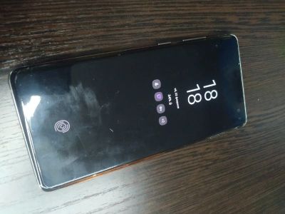 Лот: 15593903. Фото: 1. Samsung Galaxy S10+ и Galaxy Buds. Смартфоны