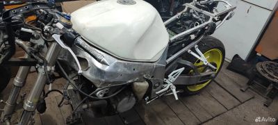Лот: 22463317. Фото: 1. Suzuki GSX R 750 k1 k2 k3 в Разборе. Запчасти