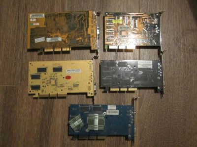 Лот: 6725619. Фото: 1. Видеокарты AGP 5шт. Вроде рабочие... Видеокарты