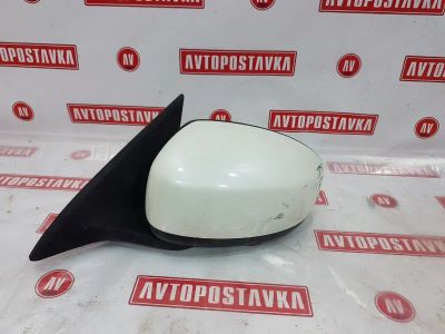 Лот: 20896562. Фото: 1. Зеркало боковое Nissan Bluebird... Кузов