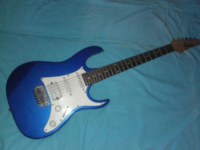 Лот: 5376352. Фото: 1. Электрогитара Ibanez gio blue. Гитары