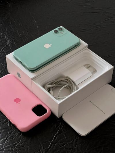 Лот: 19634596. Фото: 1. iPhone 11 128гб. Смартфоны
