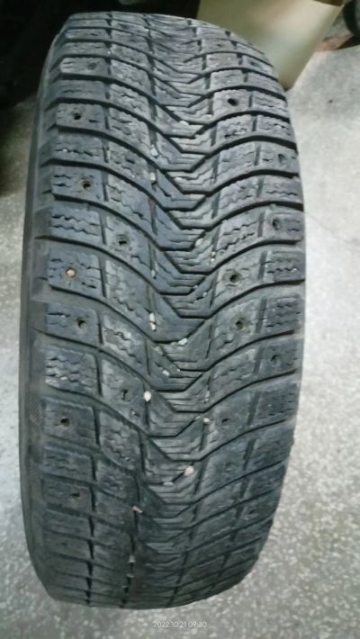 Лот: 19541732. Фото: 1. Шина 205/60 R16 Michelin. Шины