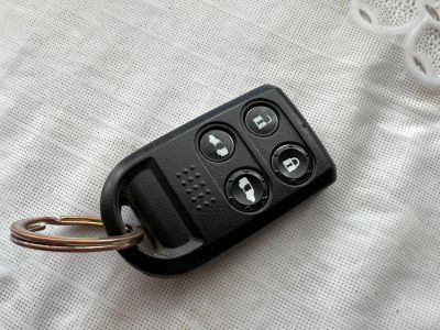 Лот: 25576732. Фото: 1. Пульт д/у штатный от Honda Elysion... Электрооборудование