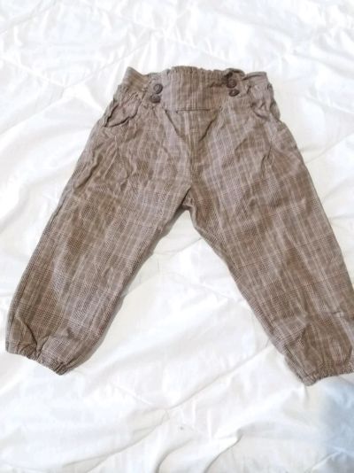 Лот: 11409325. Фото: 1. Брюки Zara на девочку 12-18мес... Брюки, шорты, джинсы