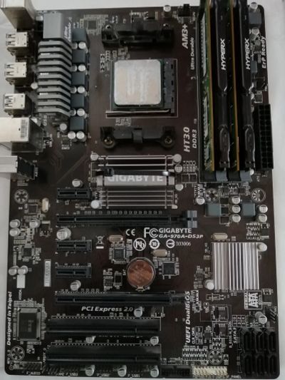 Лот: 14818375. Фото: 1. Материнская плата Gigabyte. Материнские платы