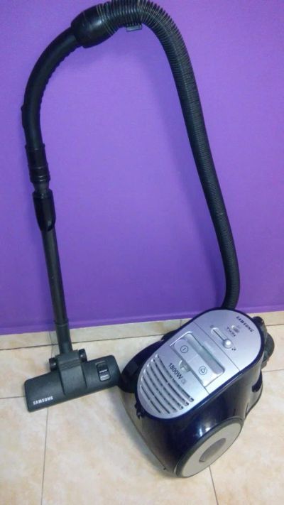 Лот: 8807517. Фото: 1. Продам пылесос Samsung SC8421... Пылесосы, паровые швабры